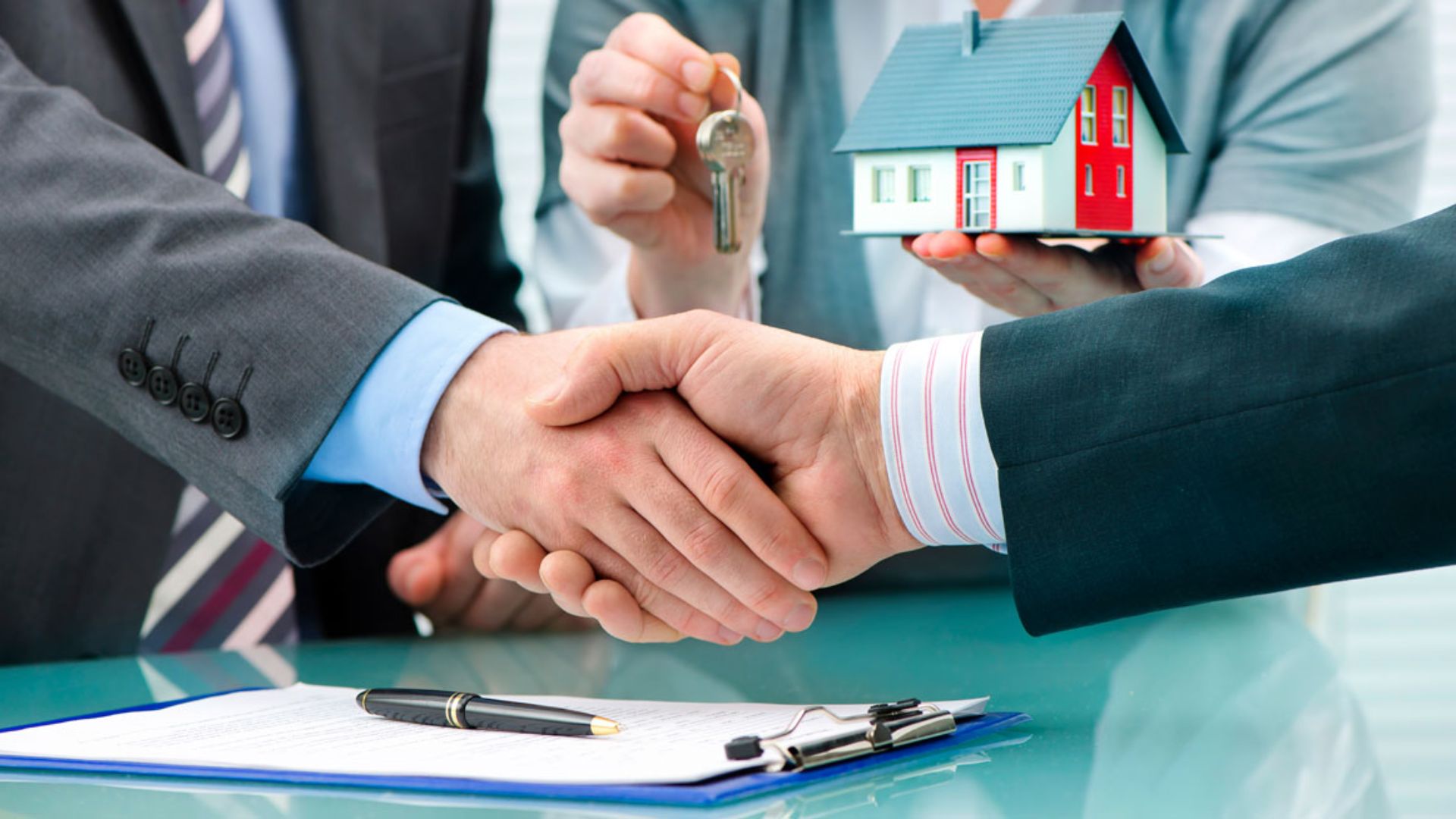Quanto ganha e o que faz um corretor de imóveis? - InfoFinanceira