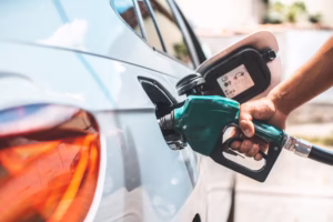 Petrobras reduz gasolina em 4,9% e gera expectativa nos postos em 2025