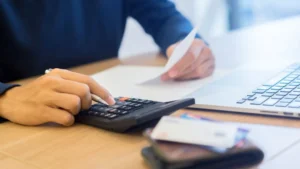 Uber faz mudanças e exclui carros das categorias Black e Comfort em 2026