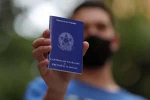 Desemprego no Brasil atinge 5,4% e registra menor índice desde 2012
