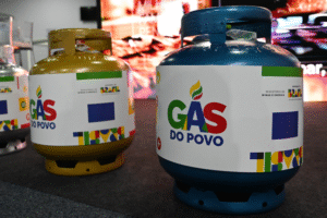 Gás do Povo começa recarga gratuita de botijão nesta segunda-feira
