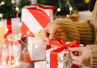 Presentes de Natal de última hora: ideias práticas e baratas